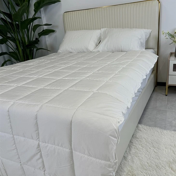 Twin Cotton Comforter